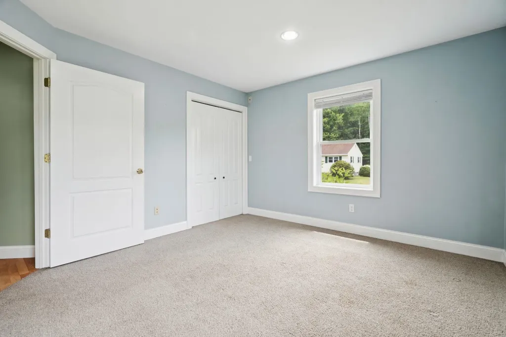 20 Lorraine Street Newport NH 03773