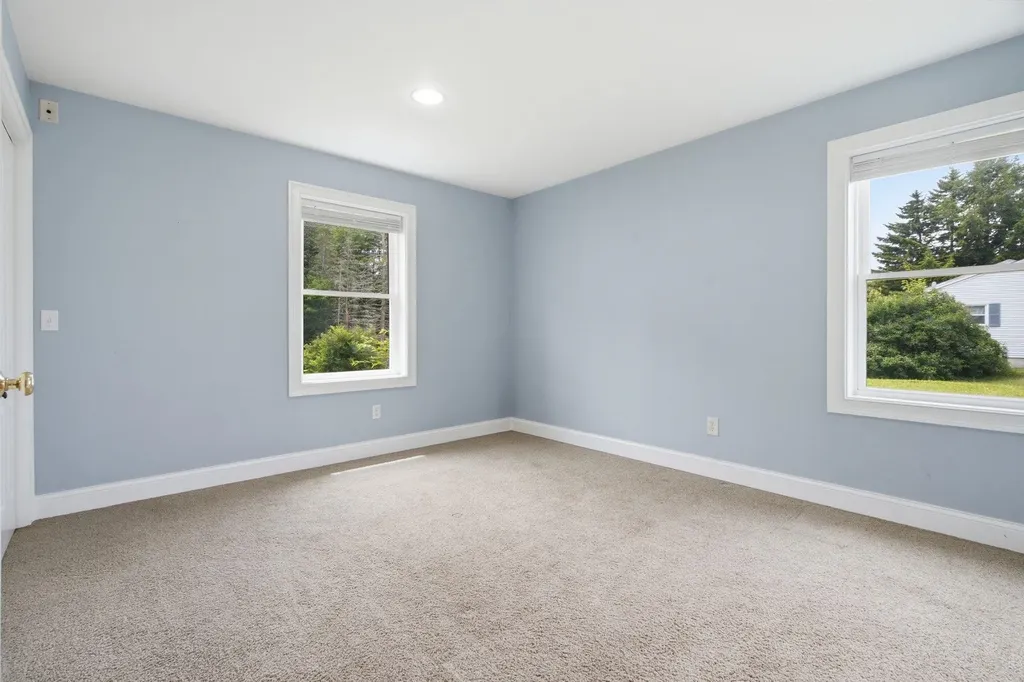 20 Lorraine Street Newport NH 03773