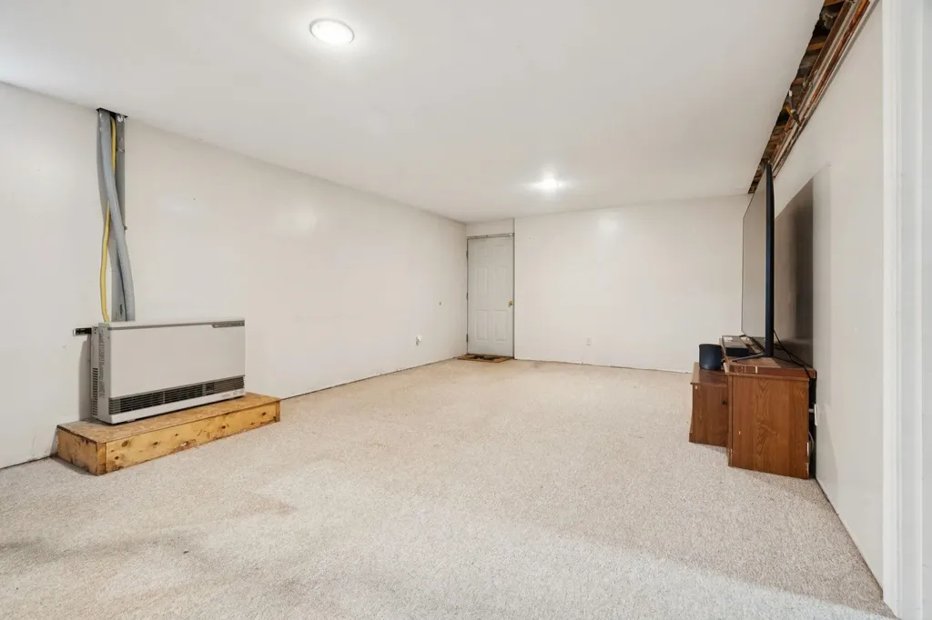 20 Lorraine Street Newport NH 03773