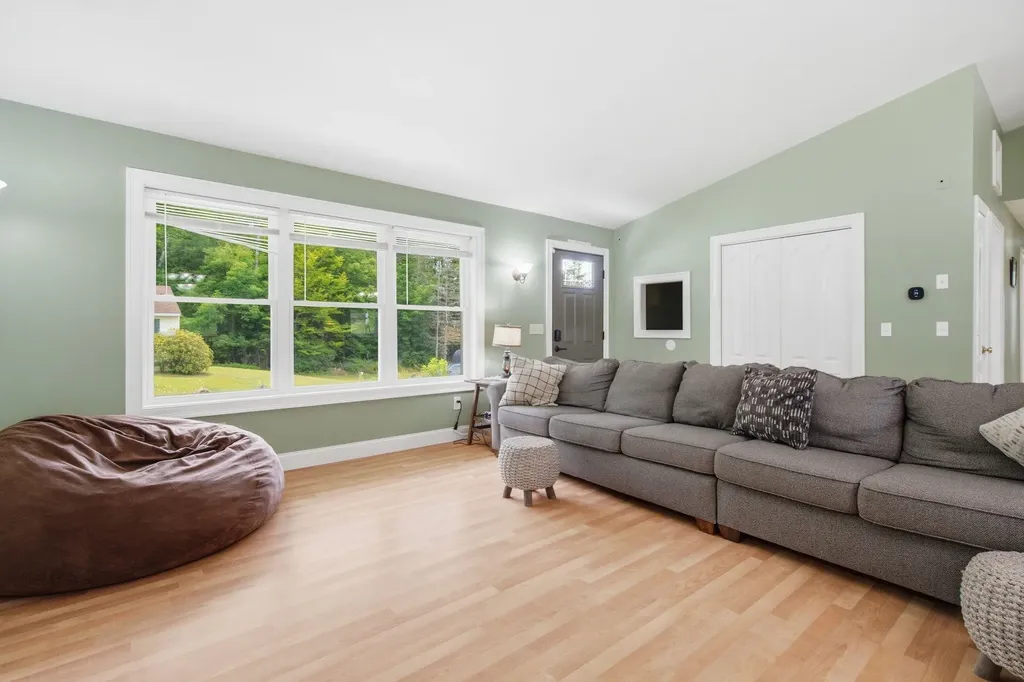 20 Lorraine Street Newport NH 03773