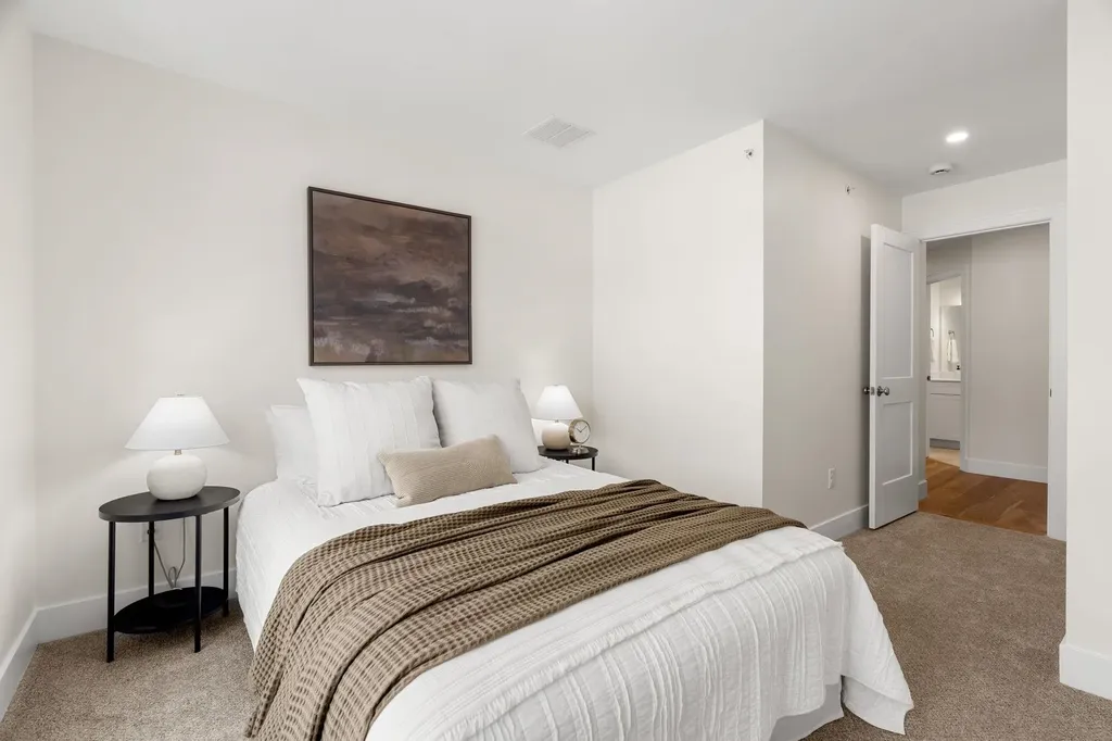 11 Suffolk Drive Concord NH 03303