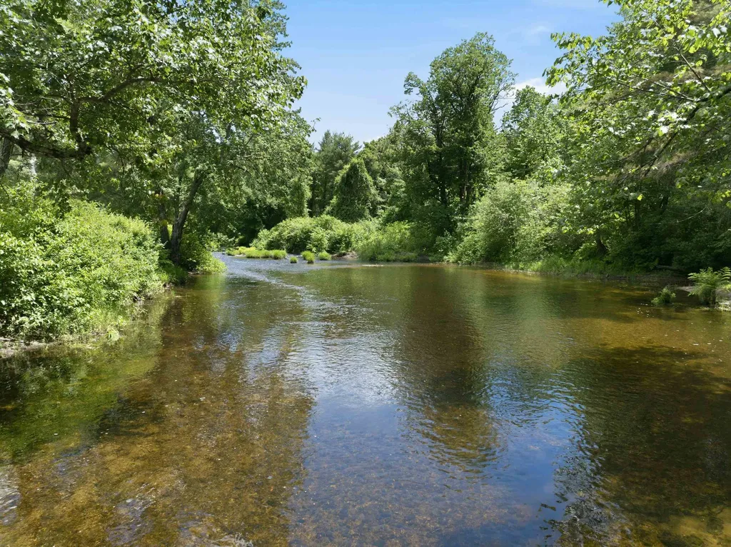 00 Nh 103 Route Warner NH 03278