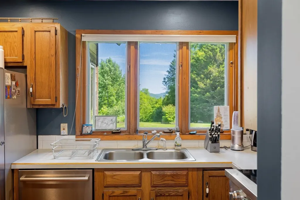 952 Bakersfield Road Fletcher VT 05444