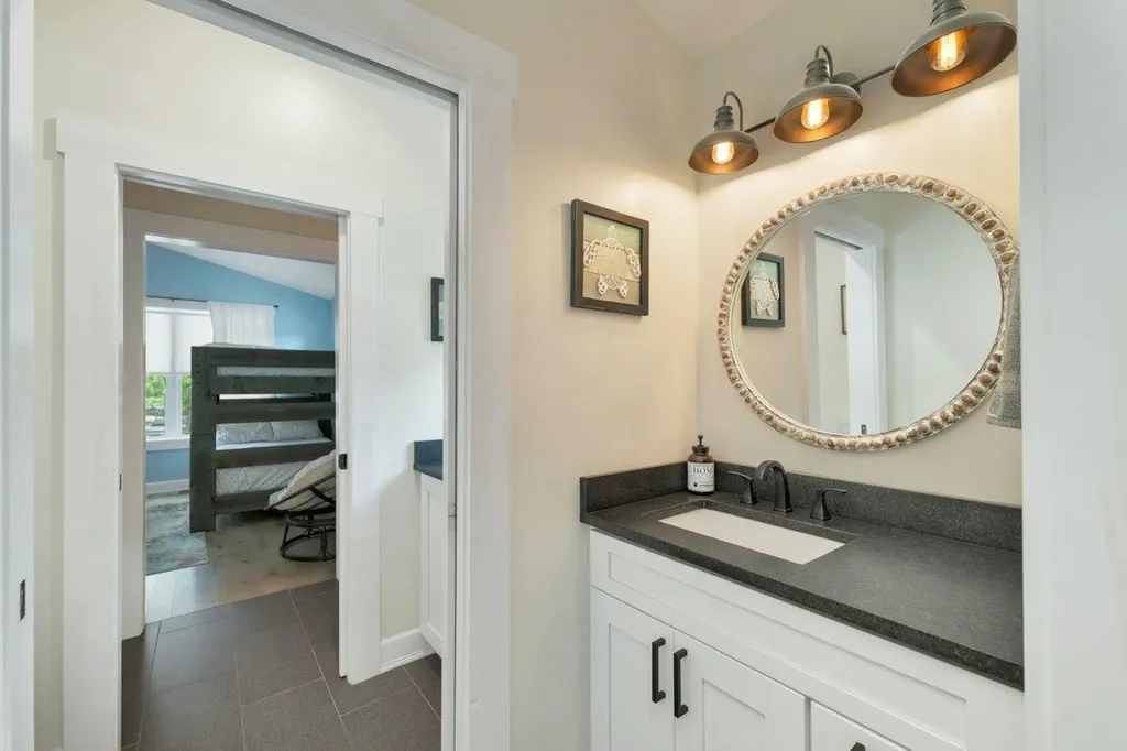 14D 1 Hill Road Tilton NH 03276