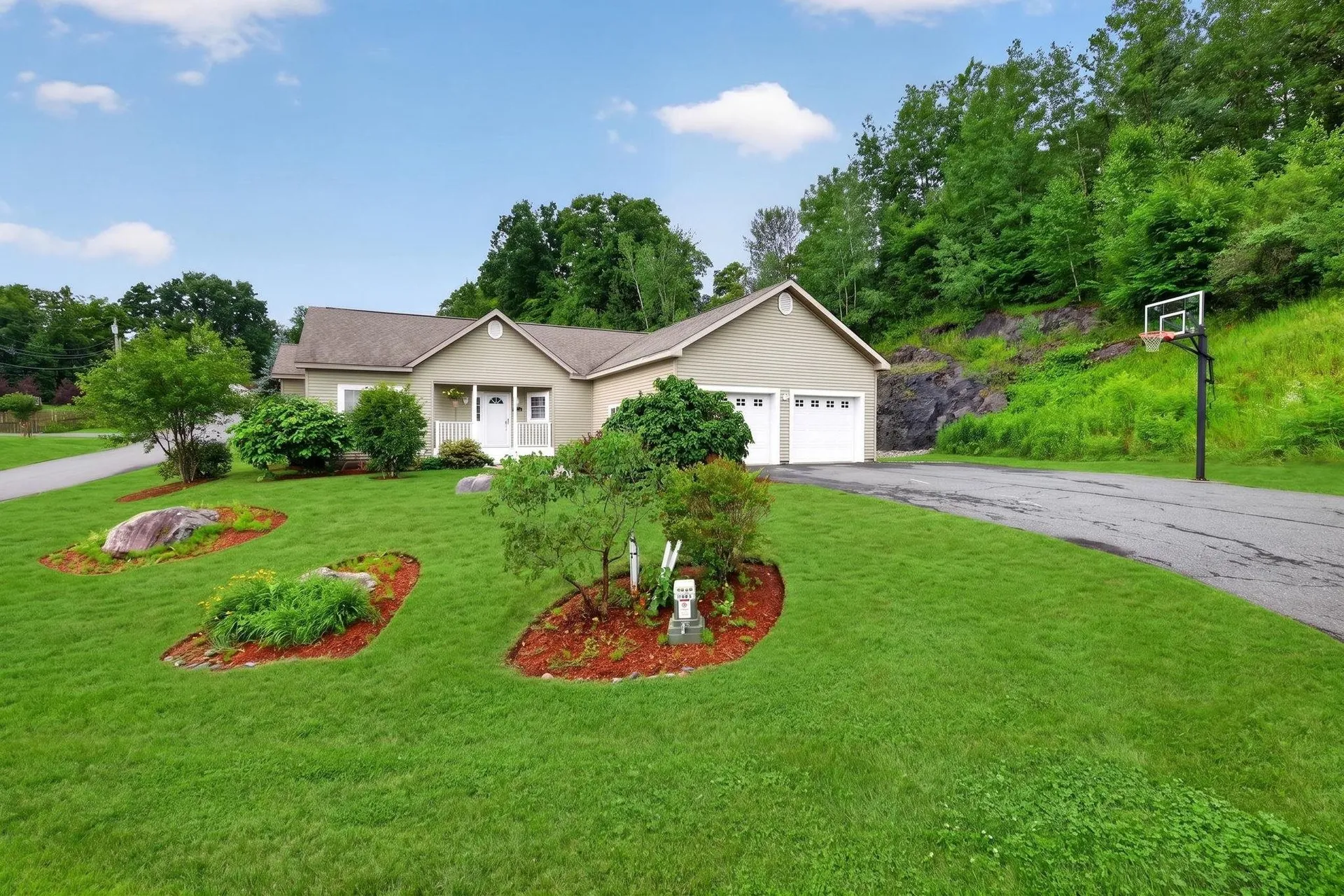 131 Butternut Road Hartford VT 05001