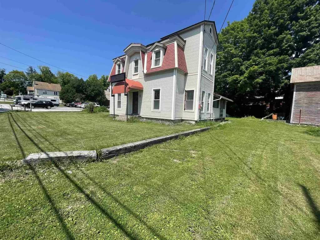2990 Us Route 7 Pittsford VT 05763
