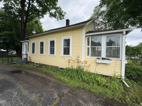 89 Arlington Avenue Keene NH 03431