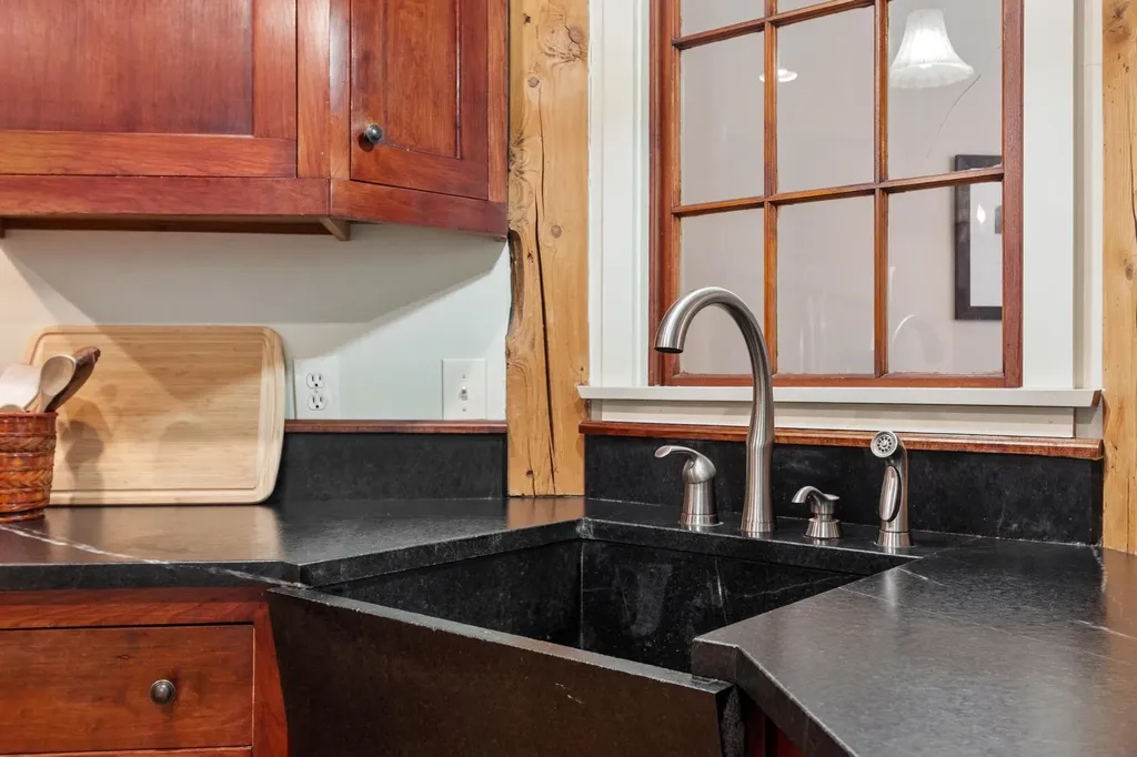 29 Carpenter Hill Road Walpole NH 03608