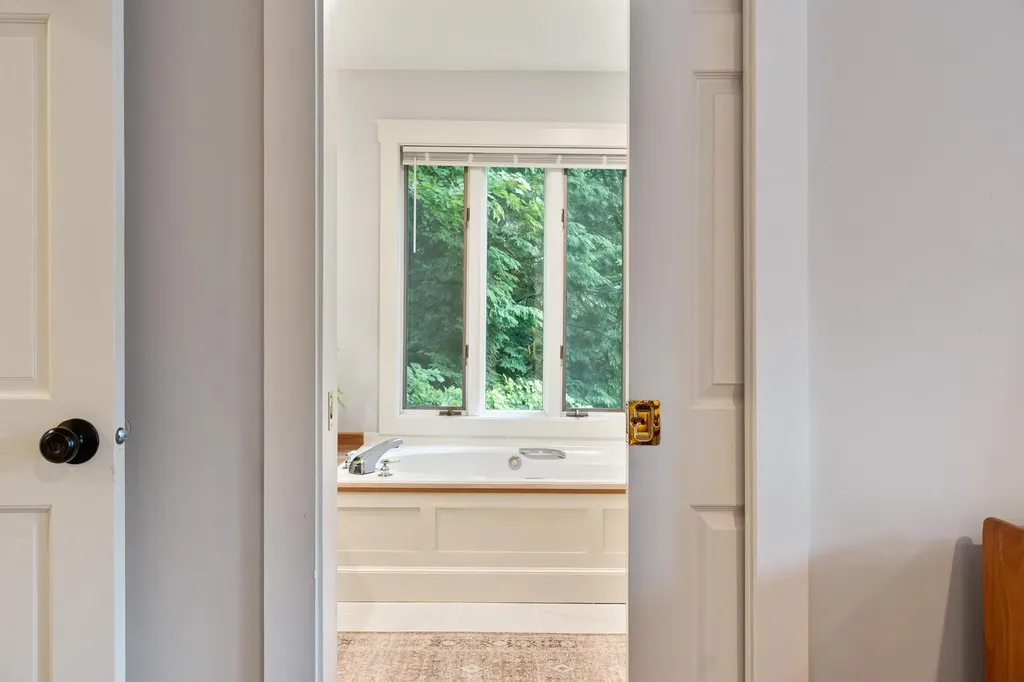 29 Carpenter Hill Road Walpole NH 03608