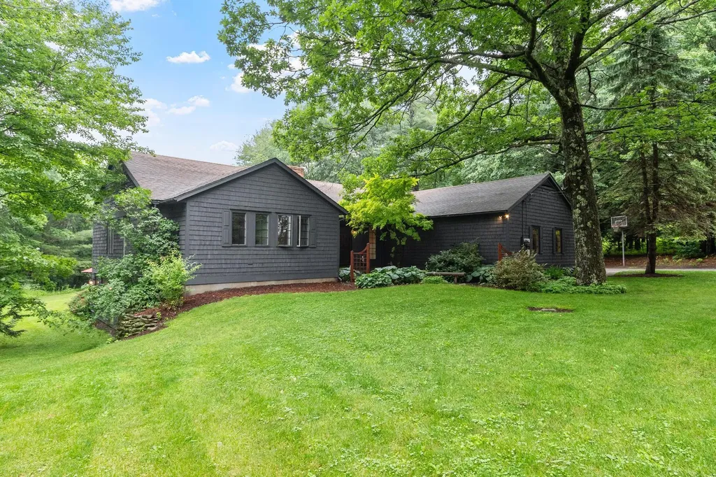 29 Carpenter Hill Road Walpole NH 03608
