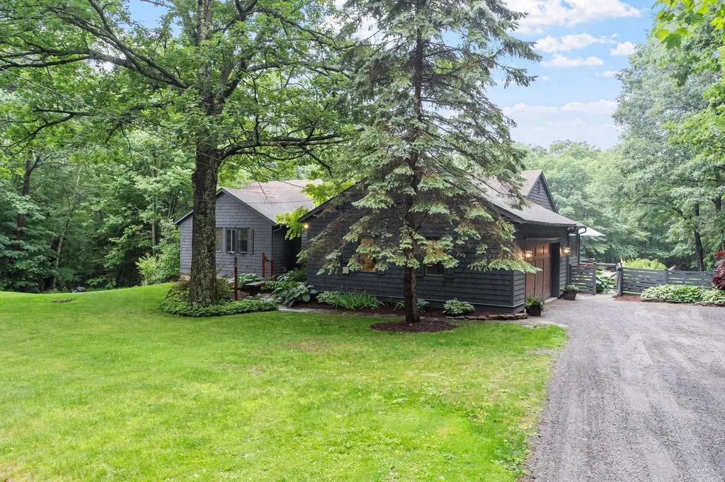 29 Carpenter Hill Road Walpole NH 03608