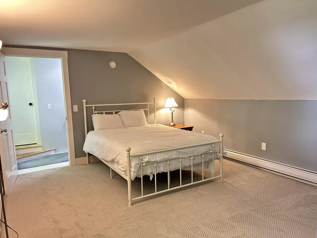 146 N Main Street Wolfeboro NH 03894