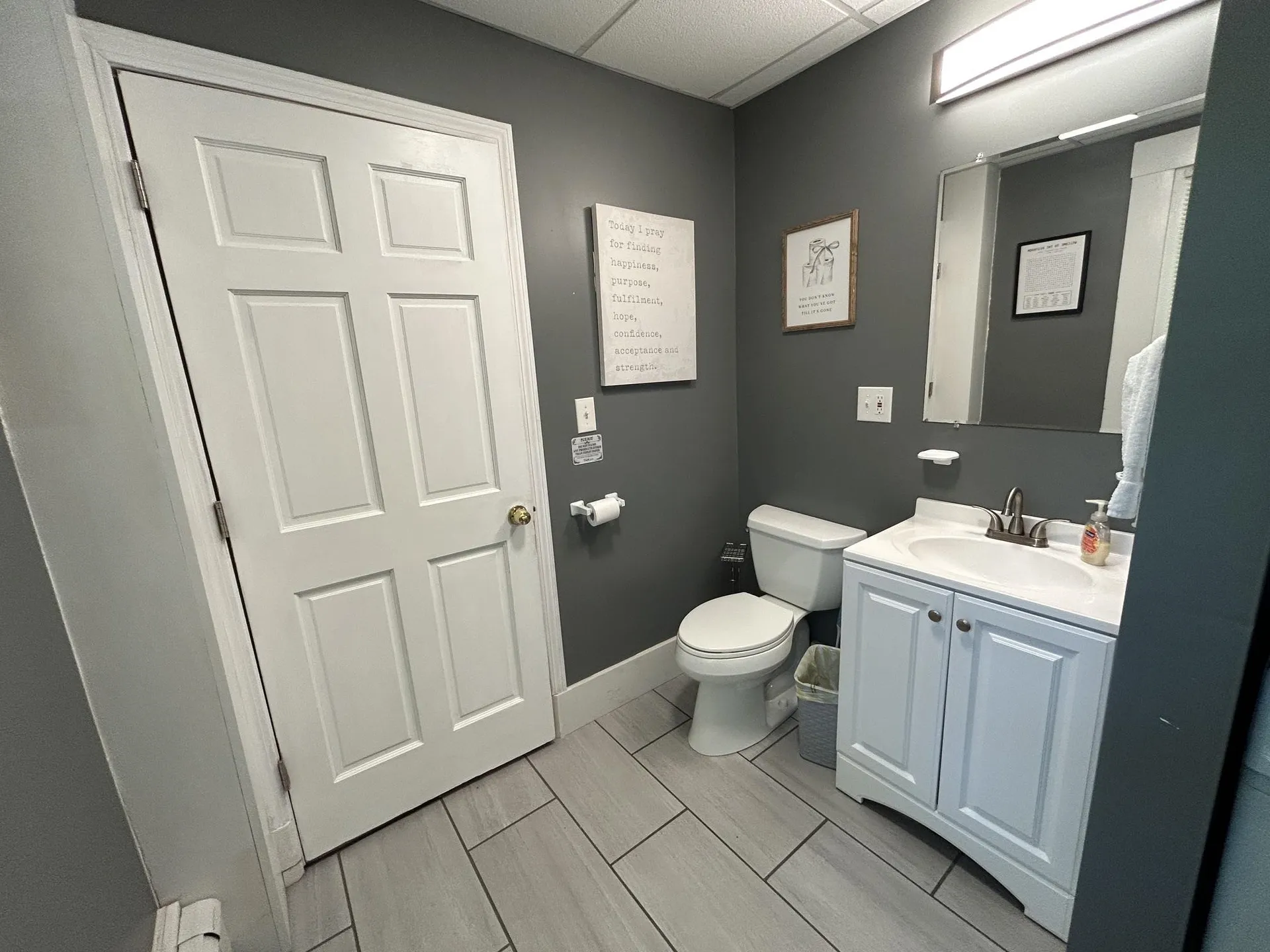 146 N Main Street Wolfeboro NH 03894