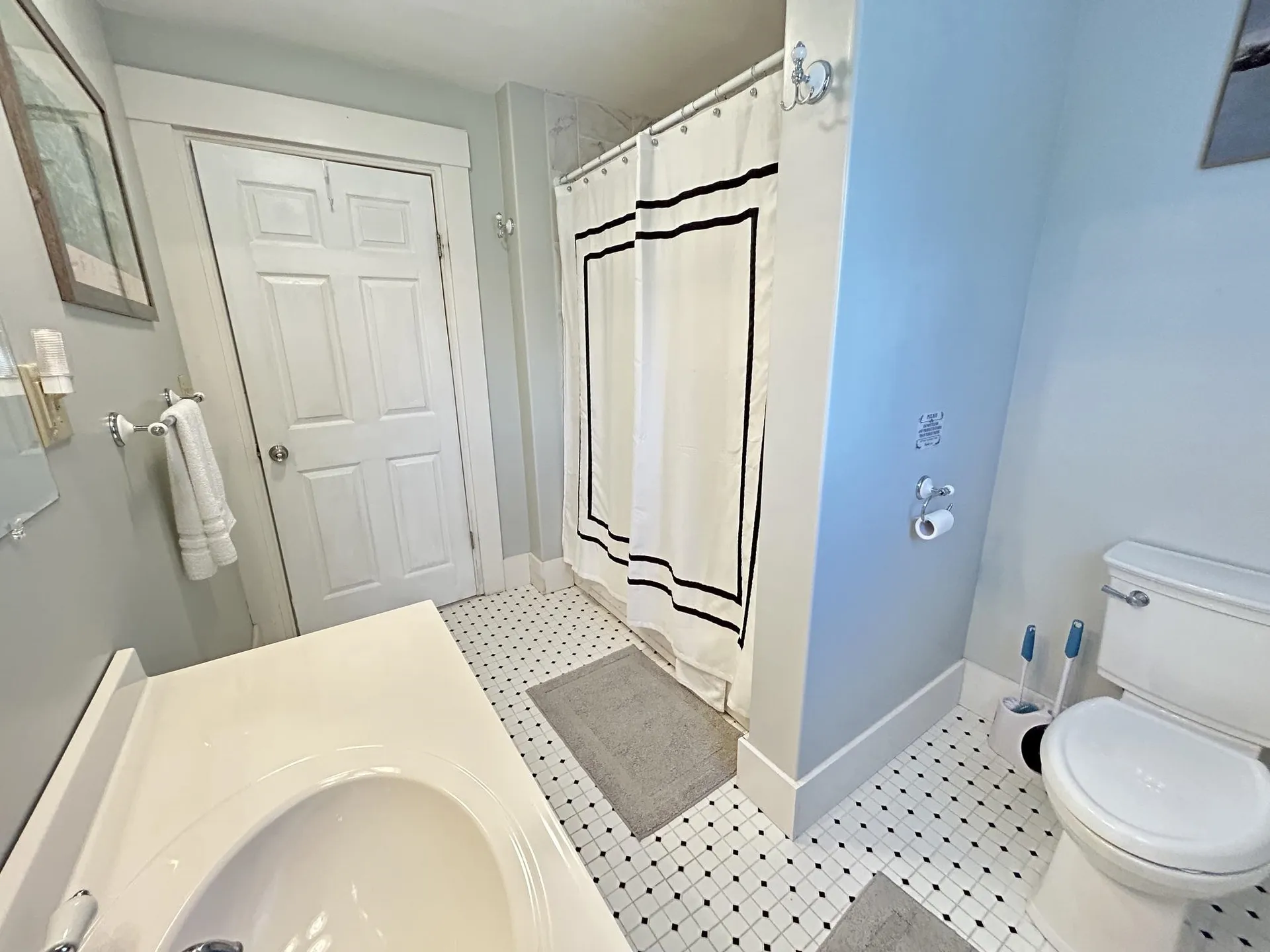 146 N Main Street Wolfeboro NH 03894
