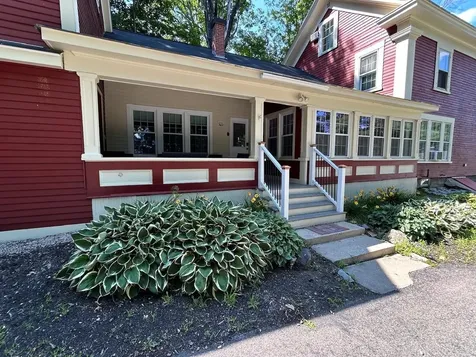 146 N Main Street Wolfeboro NH 03894