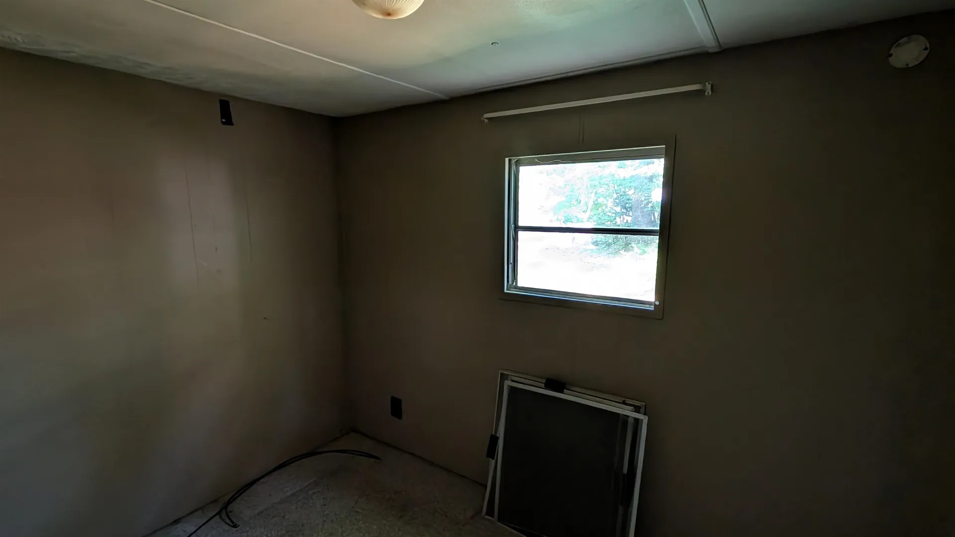 8 Hubbard Road Deering NH 03244