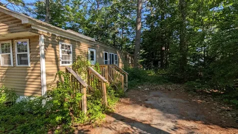 8 Hubbard Road Deering NH 03244