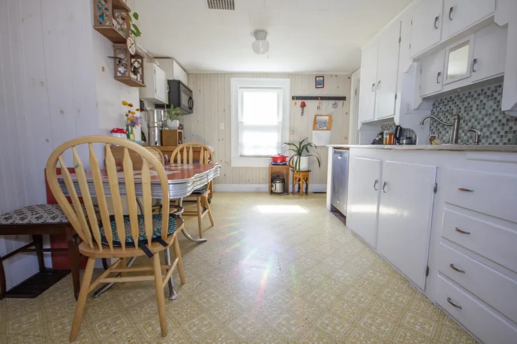 48 Virgin Avenue Hancock VT 05748