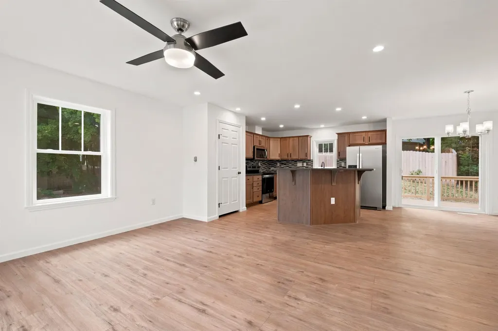 28 Cottage Place Ashland NH 03217