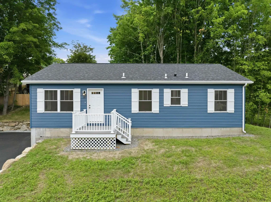 28 Cottage Place Ashland NH 03217