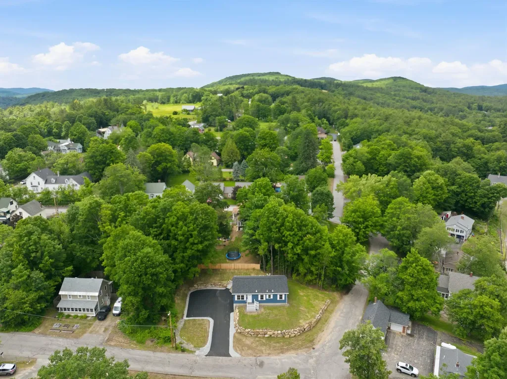 28 Cottage Place Ashland NH 03217