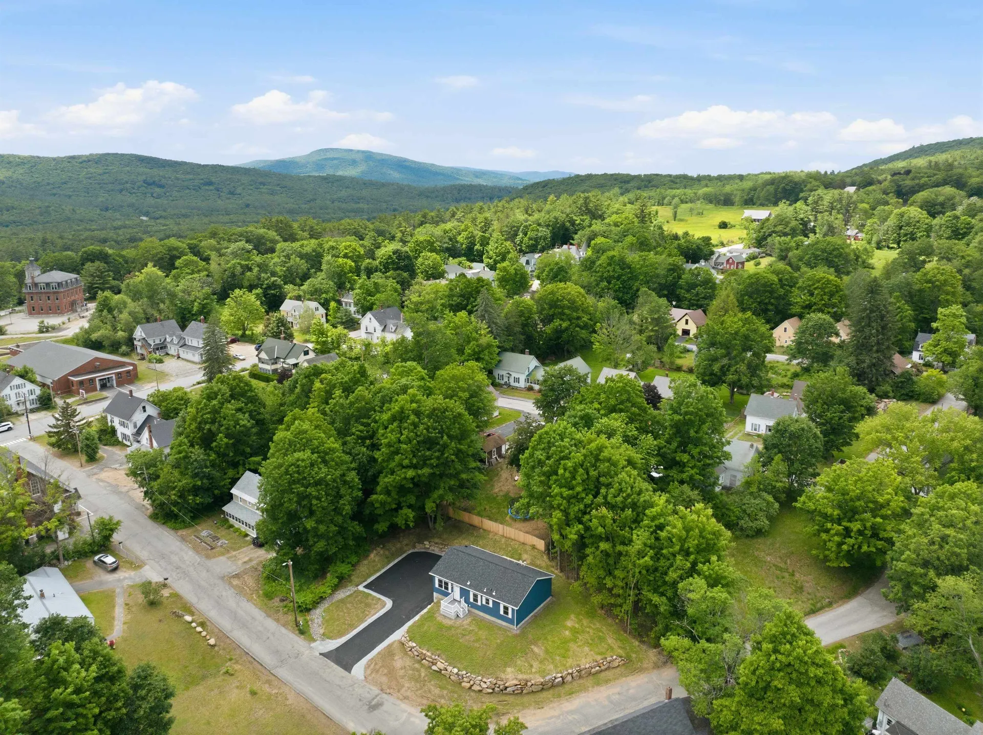 28 Cottage Place Ashland NH 03217