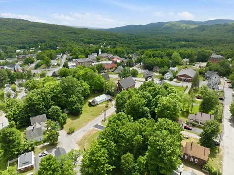 28 Cottage Place Ashland NH 03217