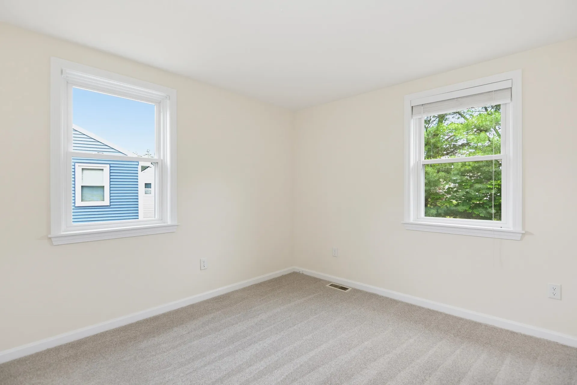 24 Killian Drive Nashua NH 03062
