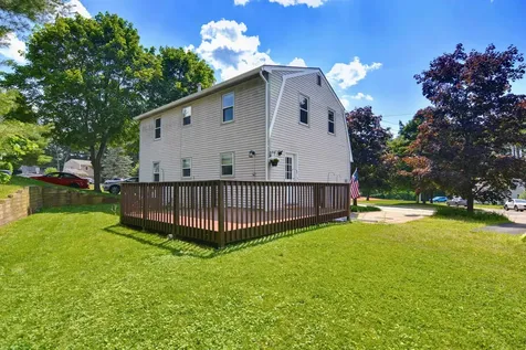 24 Killian Drive Nashua NH 03062