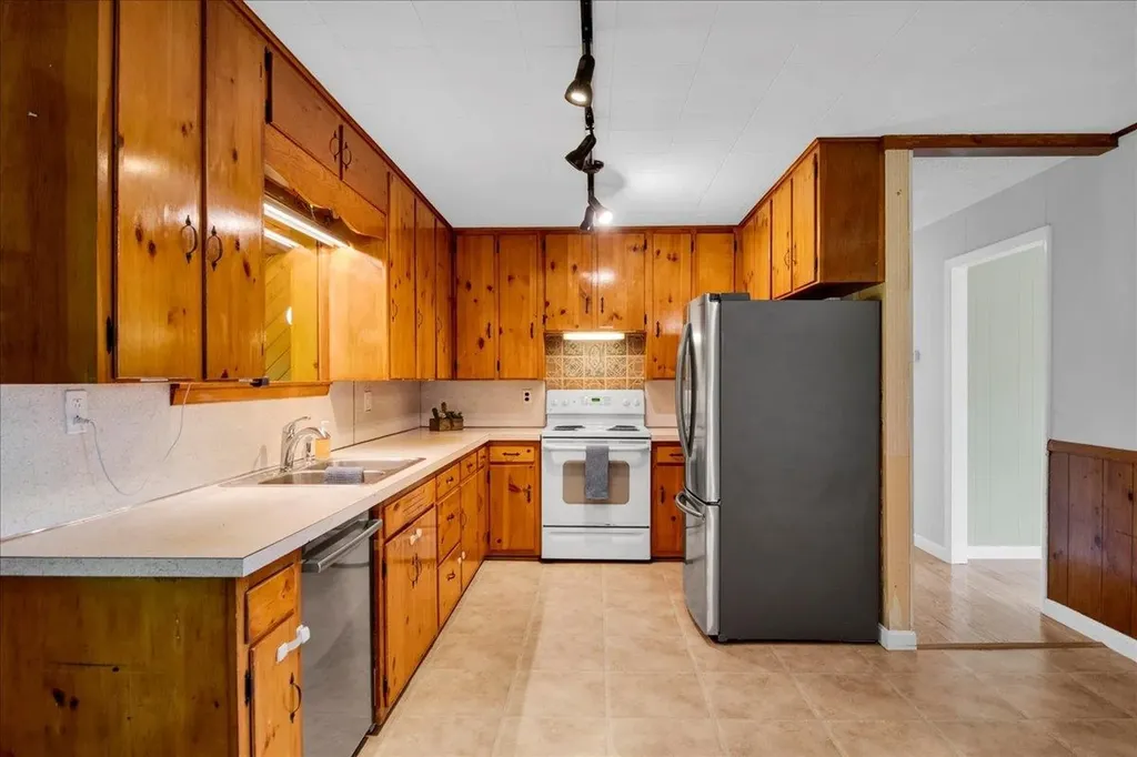 204 Lawrence Road Richmond VT 05477