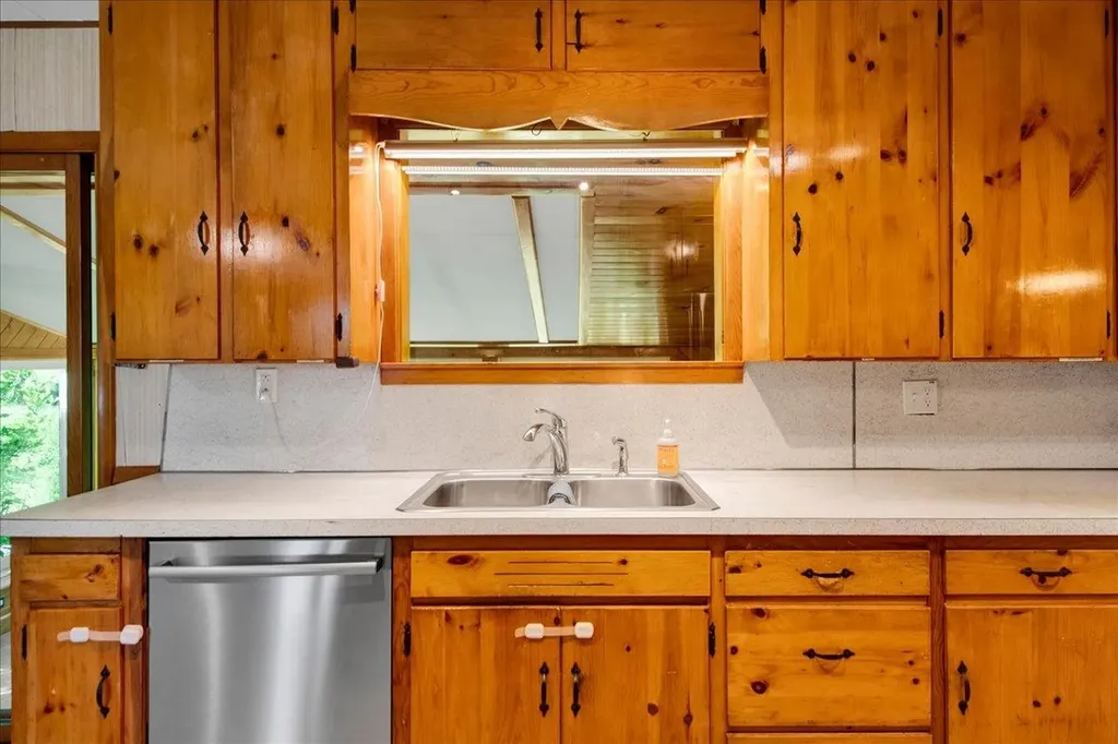 204 Lawrence Road Richmond VT 05477