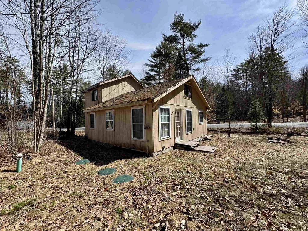8 Brookside Lane Newbury VT 05051