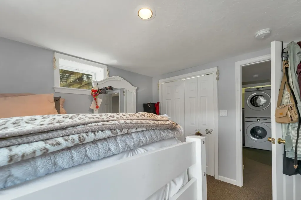 19 Hamlet Drive Woodstock NH 03262