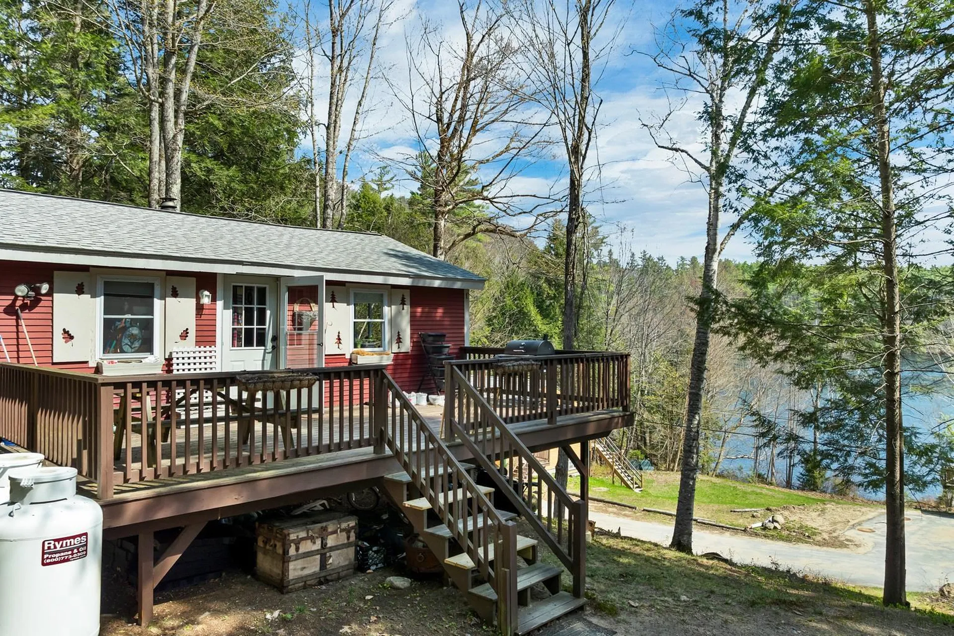 19 Hamlet Drive Woodstock NH 03262