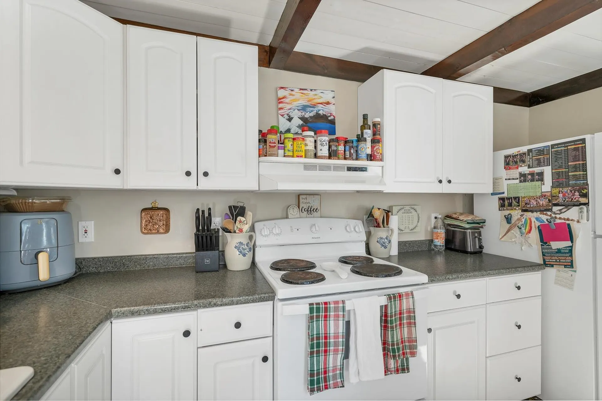 19 Hamlet Drive Woodstock NH 03262