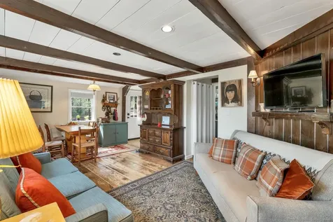 19 Hamlet Drive Woodstock NH 03262