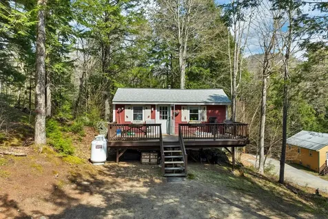 19 Hamlet Drive Woodstock NH 03262