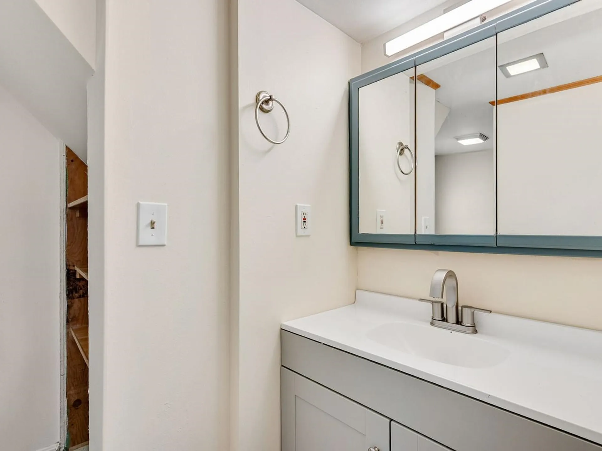 21 New Haven Road Vergennes VT 05491