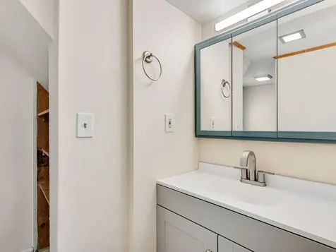 21 New Haven Road Vergennes VT 05491