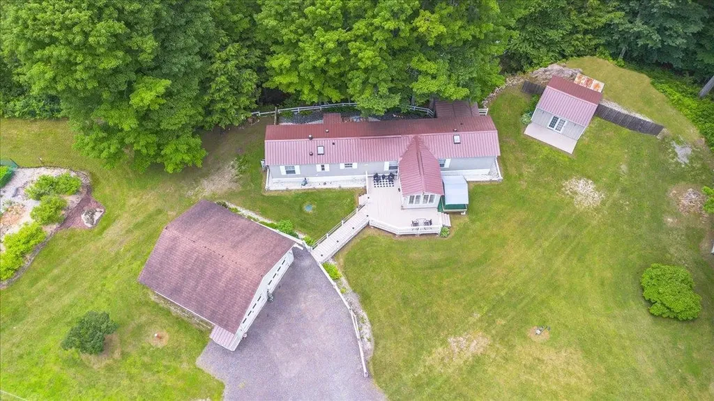 8642 Main Road Huntington VT 05462