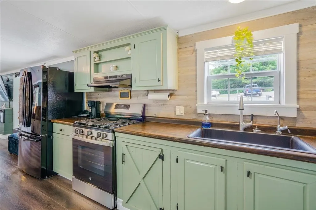 8642 Main Road Huntington VT 05462