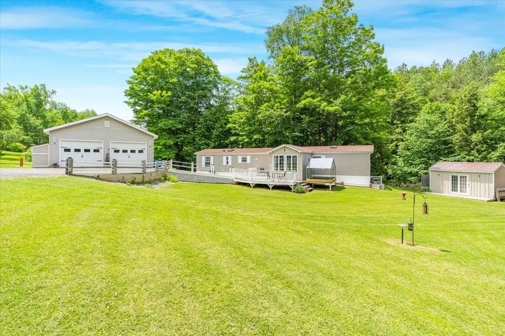 8642 Main Road Huntington VT 05462