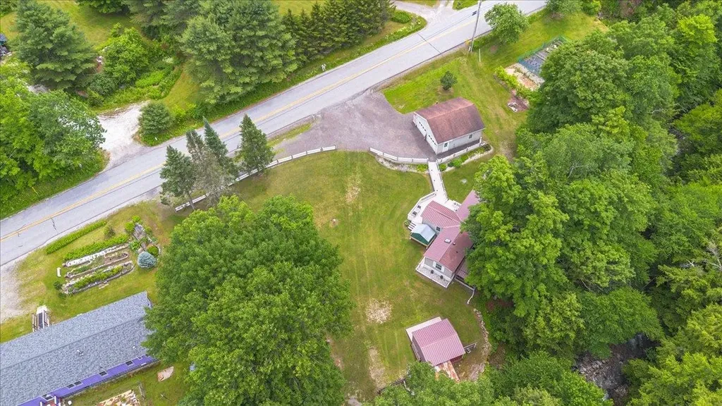 8642 Main Road Huntington VT 05462