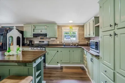 8642 Main Road Huntington VT 05462
