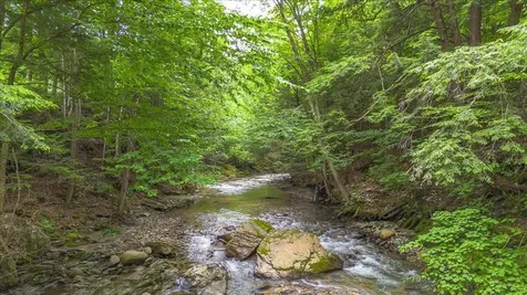 8642 Main Road Huntington VT 05462
