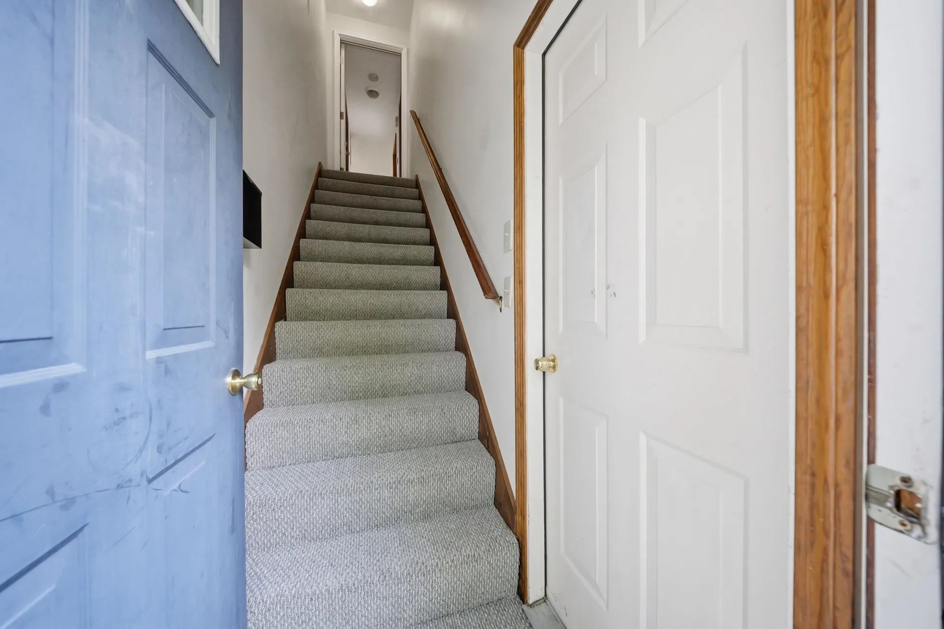 33 Elwood Avenue Manchester NH 03103