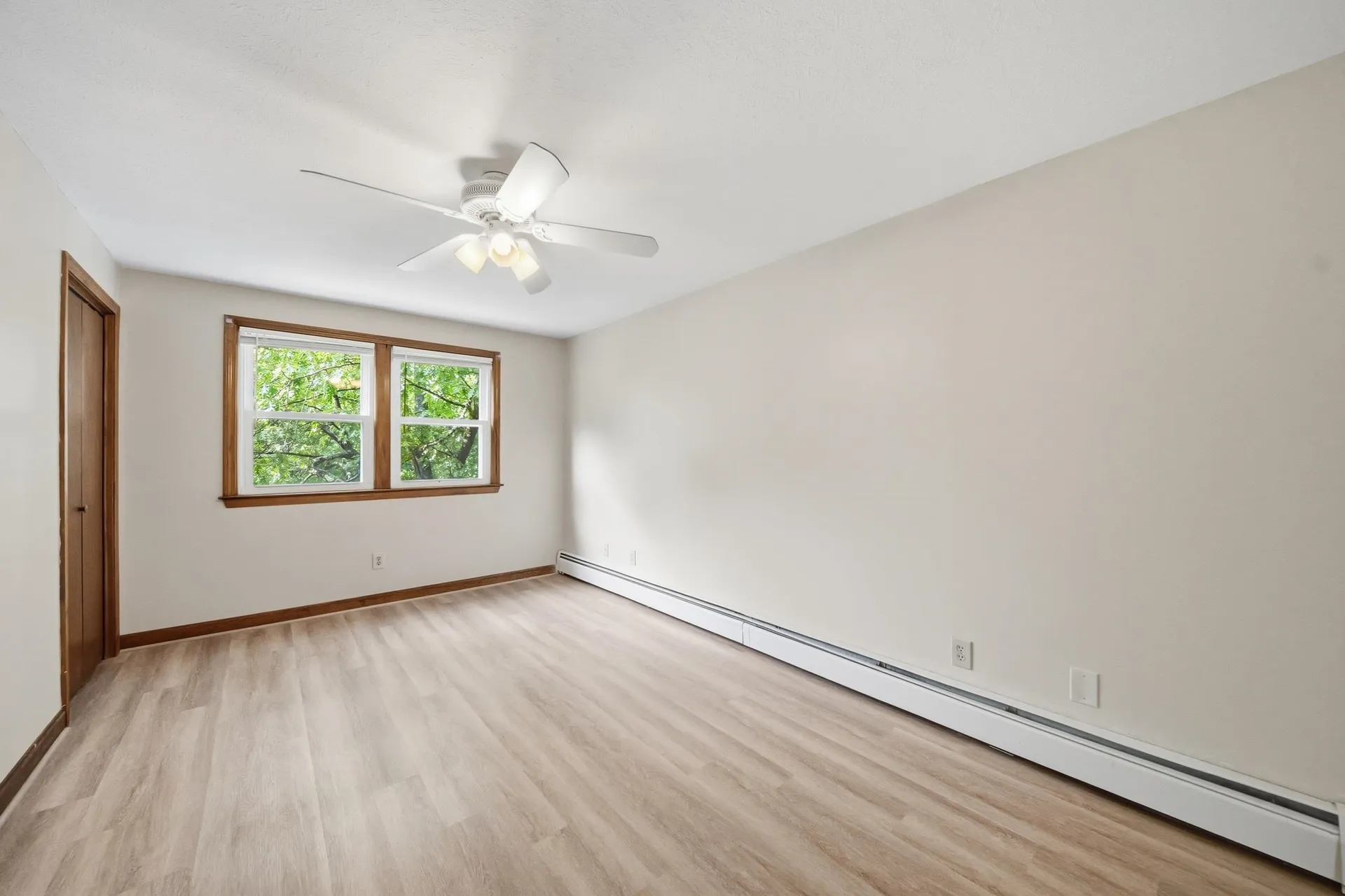 33 Elwood Avenue Manchester NH 03103