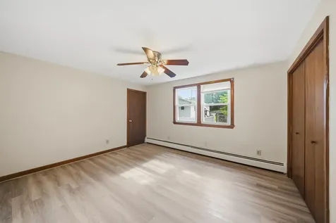 33 Elwood Avenue Manchester NH 03103