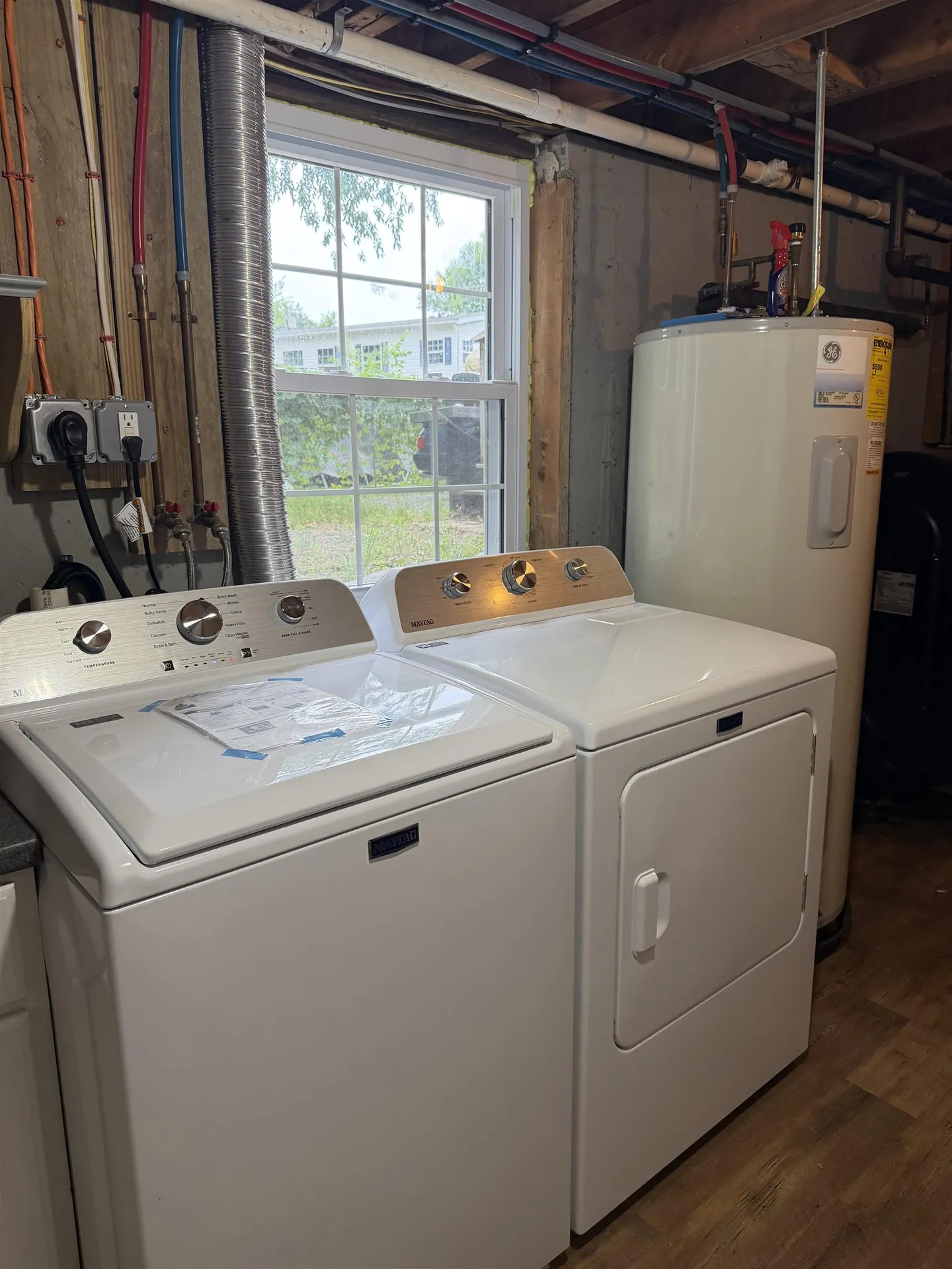 17 Boynton Lane Seabrook NH 03874