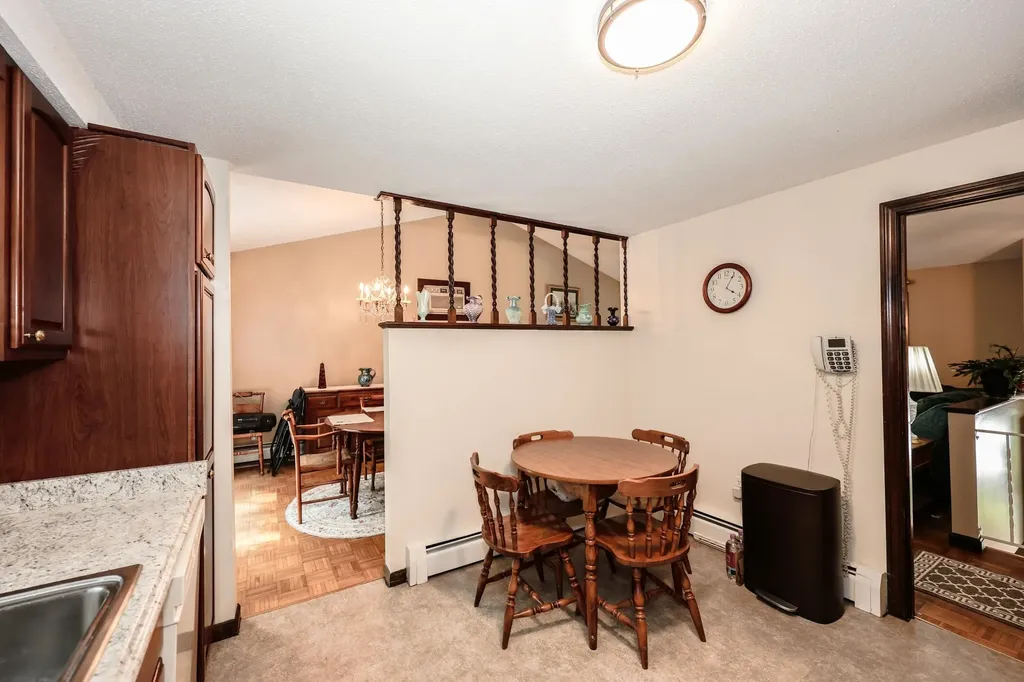 65 Shannon Road Salem NH 03079